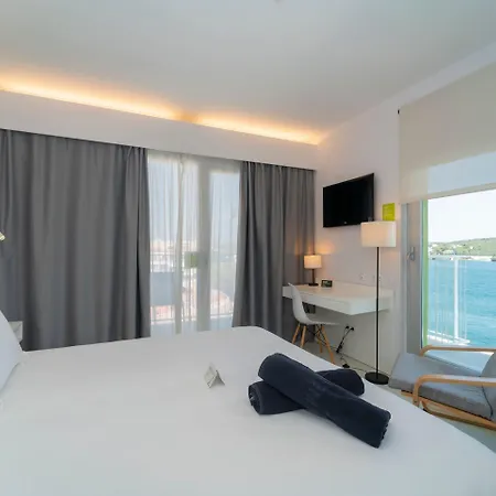 Artiem Carlos - Adults Only Hotel