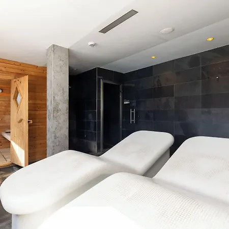 Artiem Carlos - Adults Only Hotel